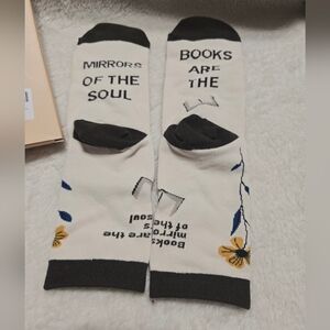 KISSOO "Books Are The Mirrors Of The Soul" Novelty Adult Socks NIP